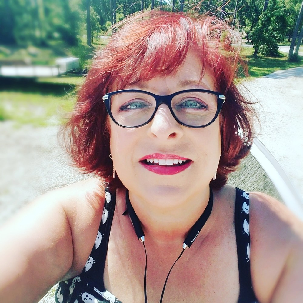 Meet your Posher, Kimberly